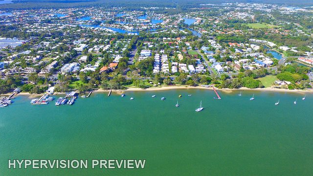 Long Riverfront View Along Gympie Terrace
